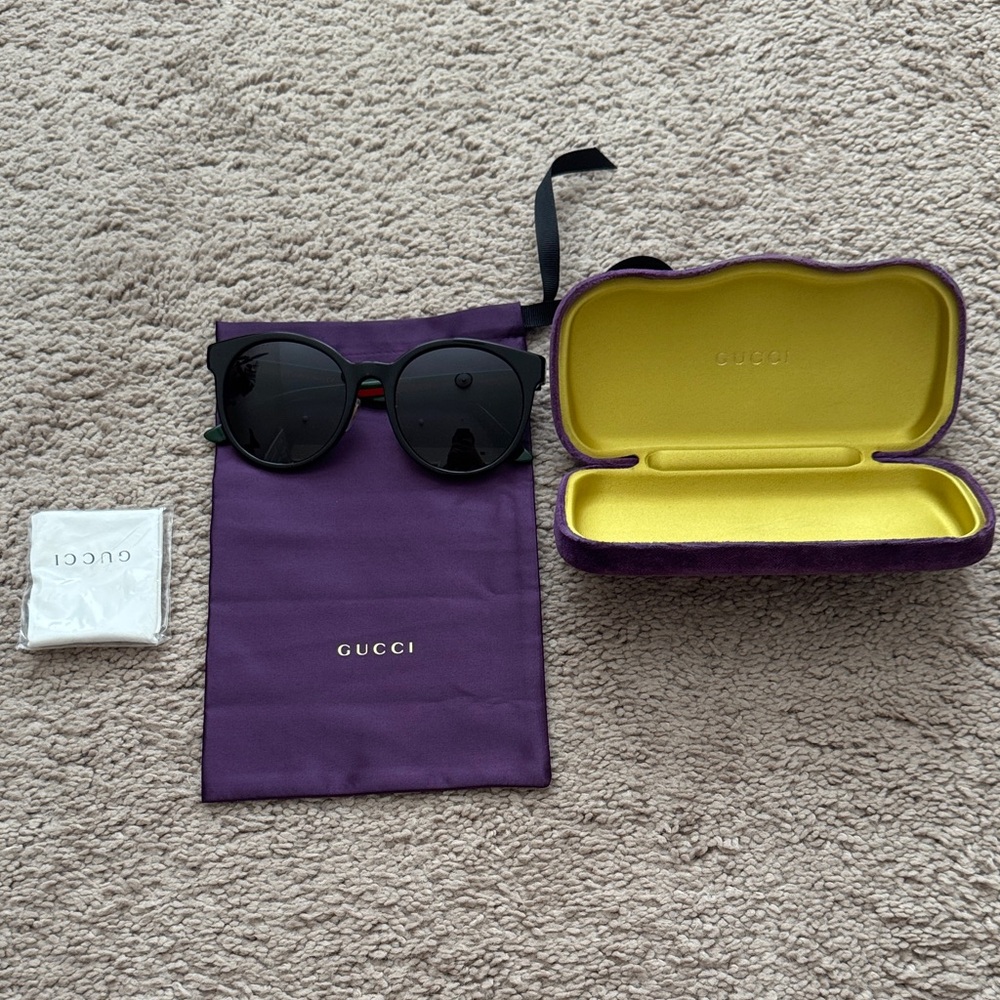 Gucci Black Sunglasses with Yellow Interior Case